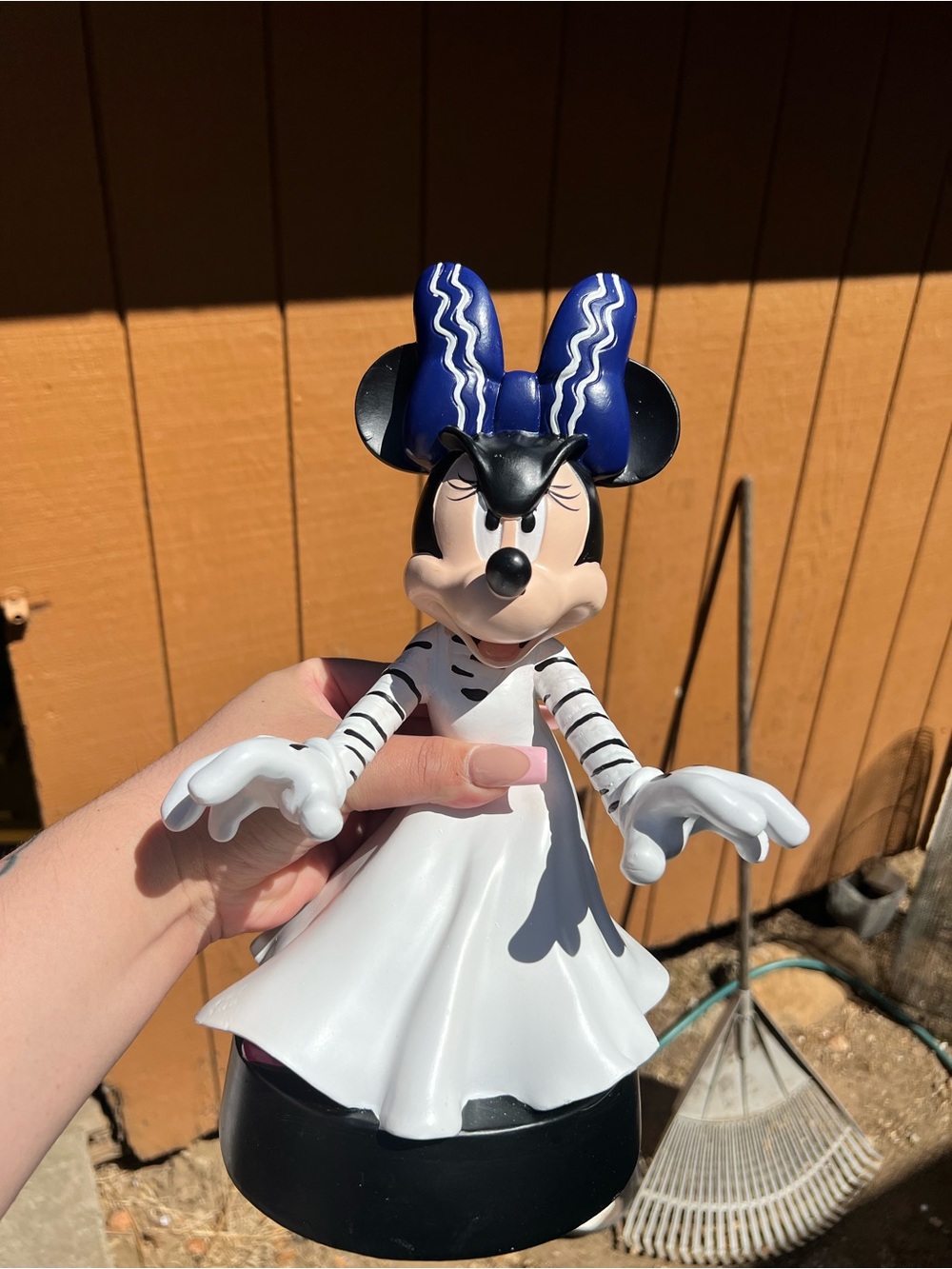 MINNIE MOUSE BRIDE OF FRANKENSTEIN FIGURE